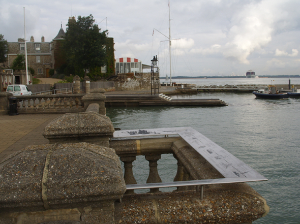 The horizon plaque on Cowes seafront